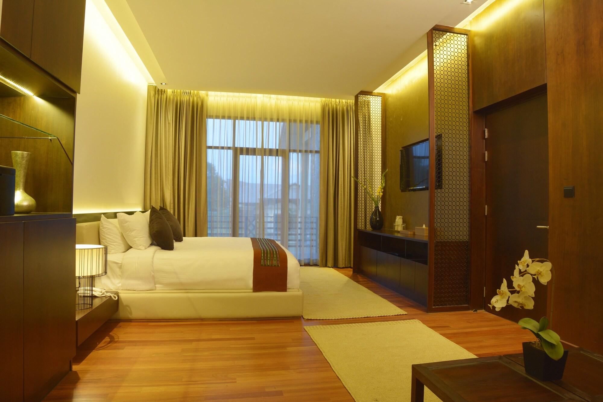 Emerald Palace Hotel Naypyidaw Экстерьер фото